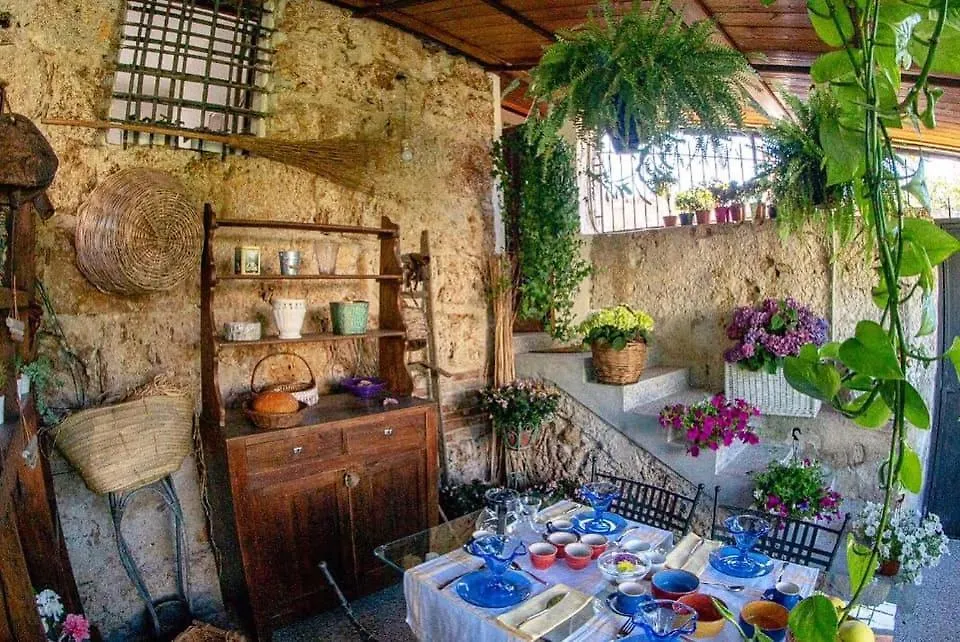I leoni di Sicilia Villa Palermo 0*,